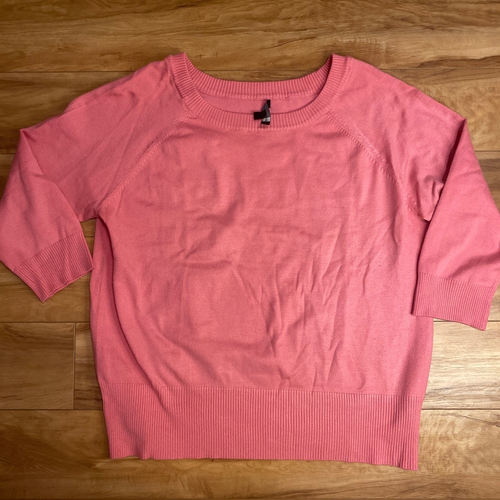 Women’s Pink Quarter Sleeve Sweater